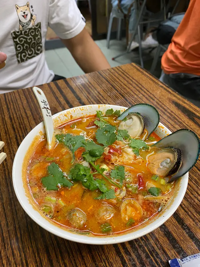 海鮮冬陰功湯