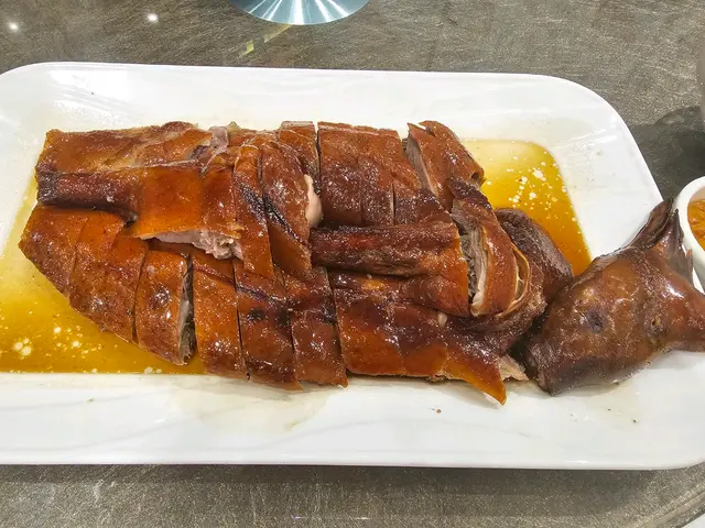 脆皮黑鬃(燒)鵝(半隻)