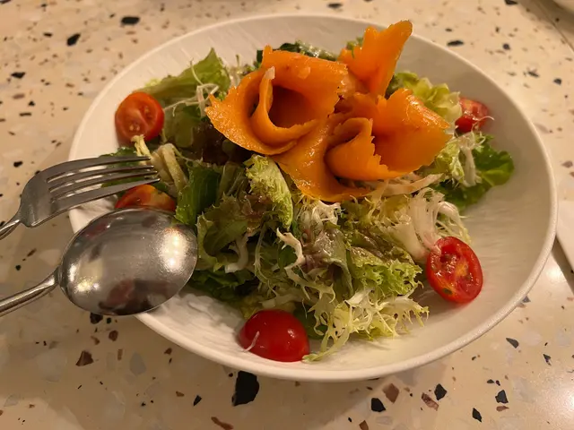 煙三文意大利黑醋沙律