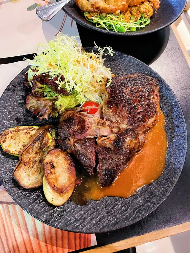 炭燒厚切澳洲穀飼肉眼