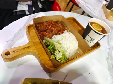 经典法式红酒烩牛肋条饭+热柠茶