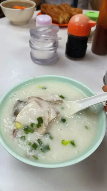 魚片皮蛋粥