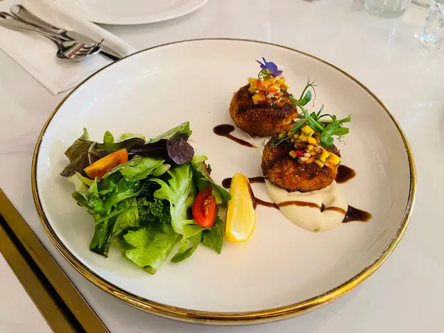 牛油香煎蟹餅