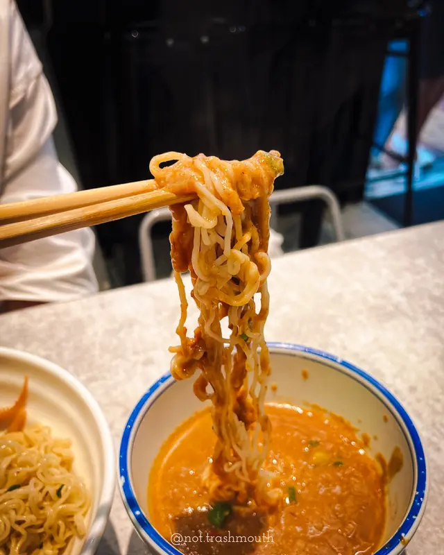 阿荔特濃沙嗲車仔沾麵