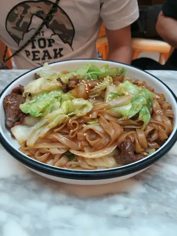 新加坡街邊炒牛肉河