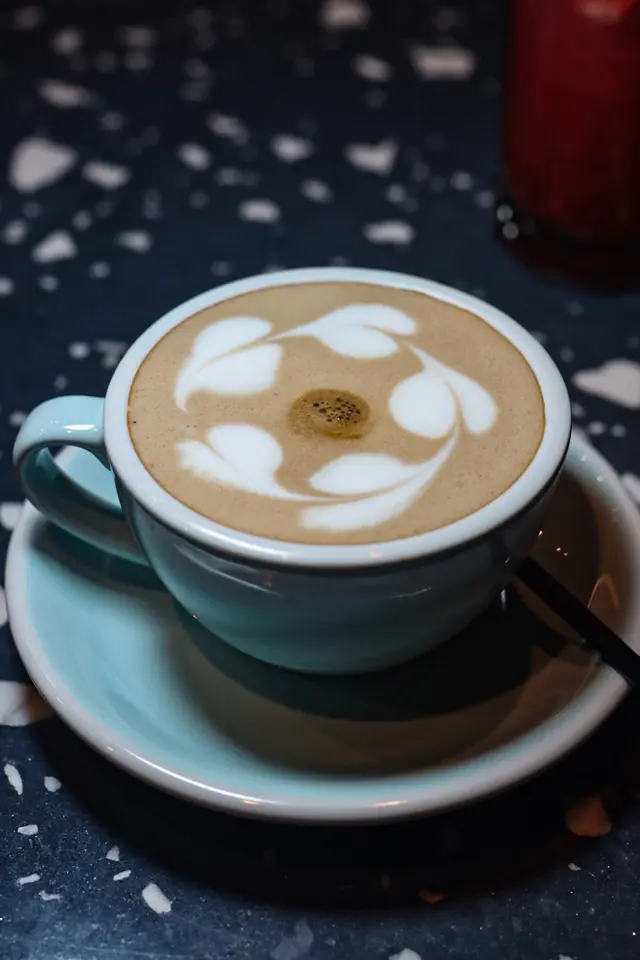 伯爵茶鮮奶咖啡 