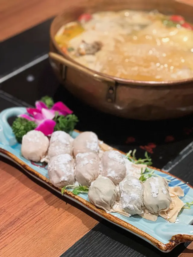 招牌三拼餃
