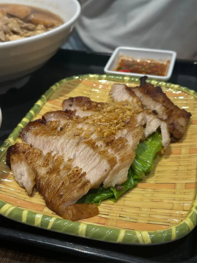 泰式燒豬頸肉