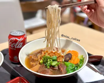 沙茶牛三寶湯麵