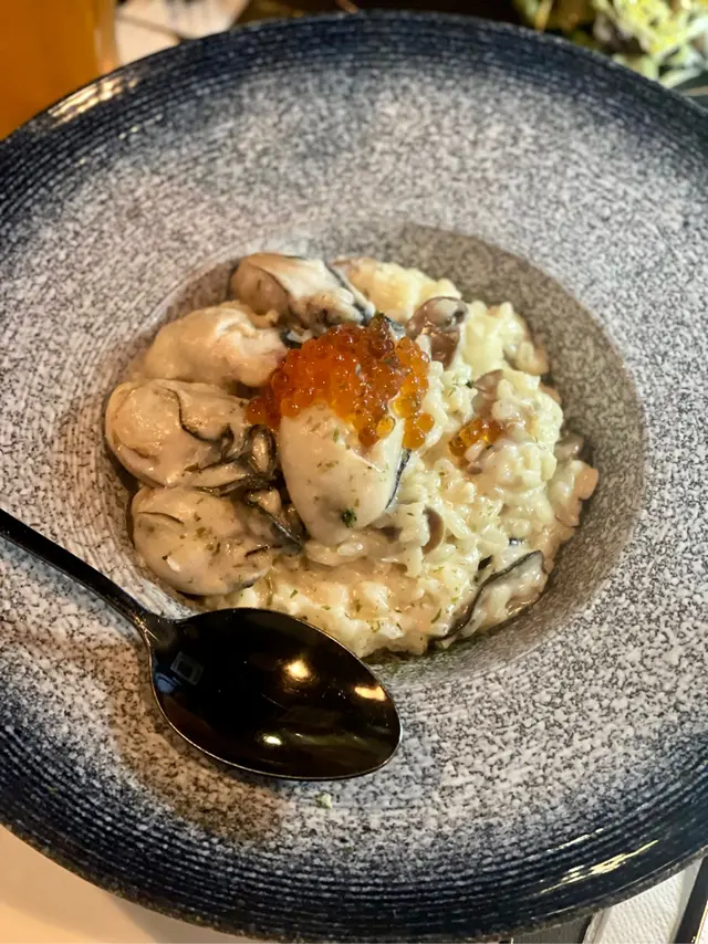 日本廣島蠔燴意大利飯