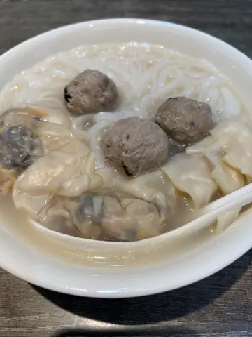凤城水饺贡丸河粉