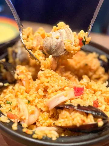 Seafood Paella in Saffron 