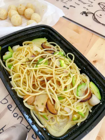 白汁三文鱼带子意粉