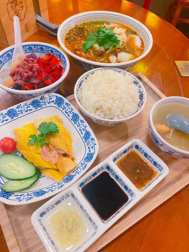 招牌星馬雞配油飯及雞湯