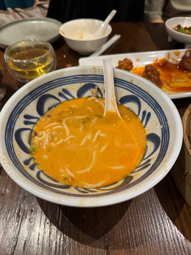 冇麻醬嘅擔擔麵