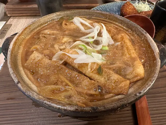 隻生蛋唔見左、食到一半先係沙煲底搵返出黎