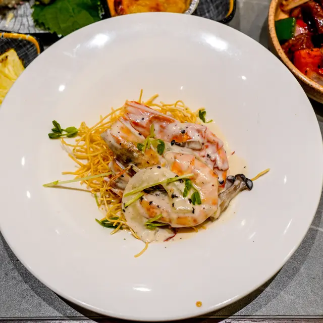 香煎虎蝦拌黑松露忌廉汁