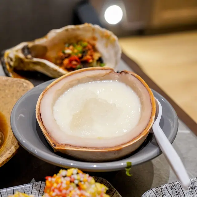 極尚椰皇燕窩燉蛋白