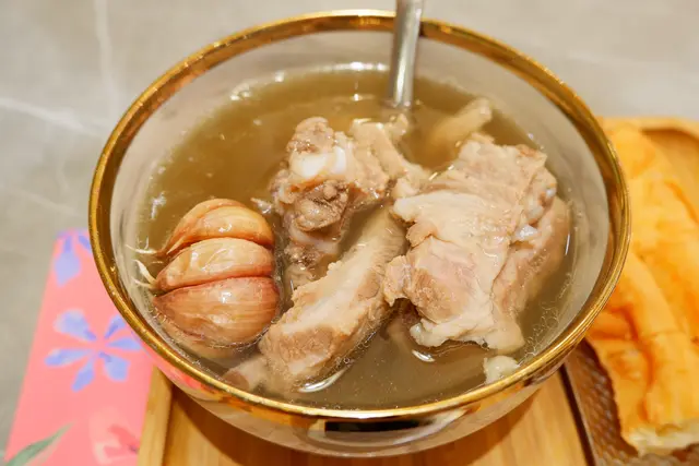 新加坡白胡椒肉骨茶