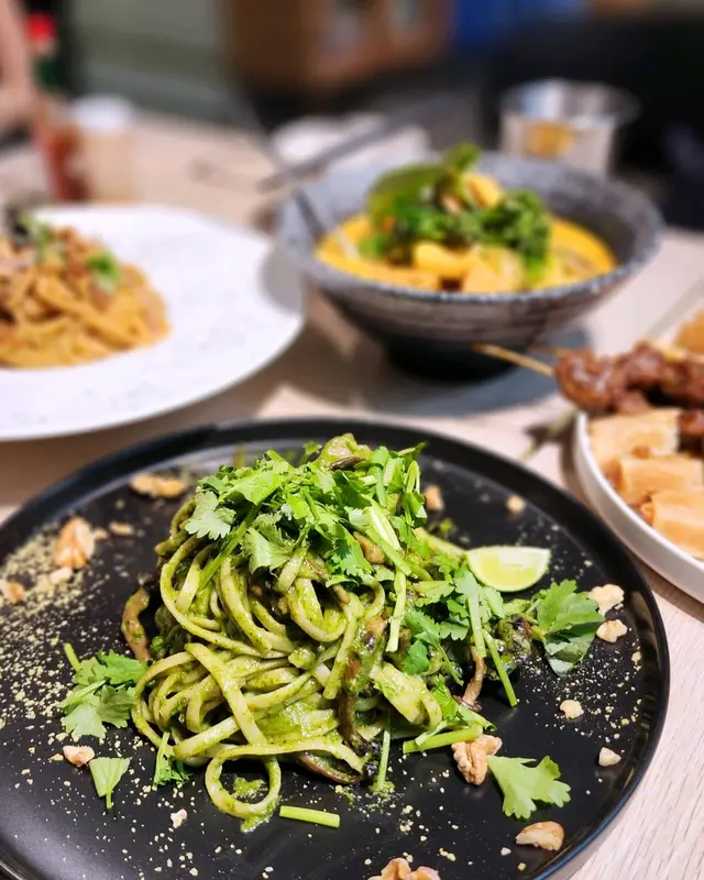 芫茜醬忌廉牛油果扁意粉