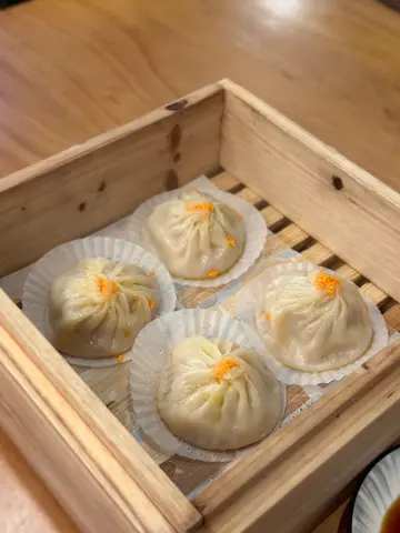 蟹粉小籠包