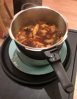 辣滷水豬雜