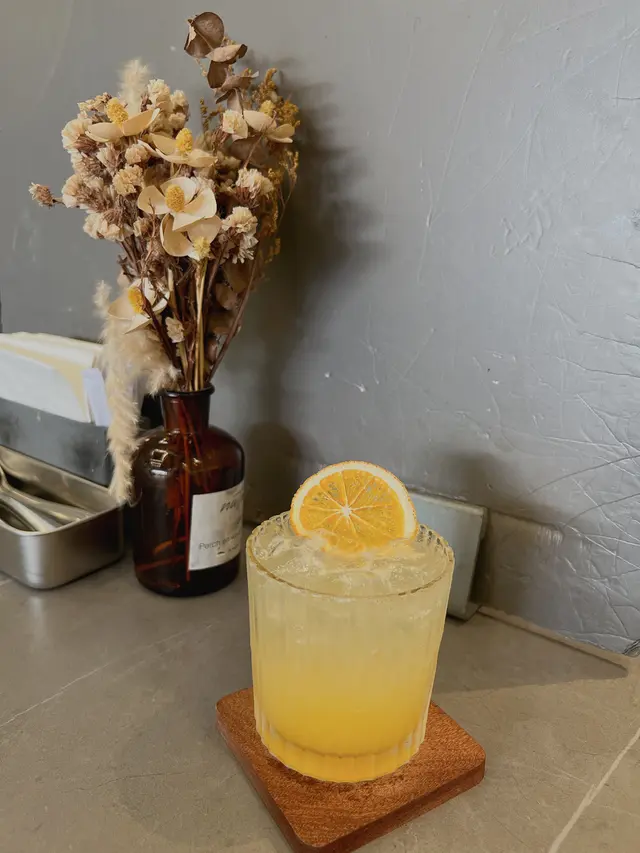 𝙶𝙾𝙻𝙳𝙴𝙽 𝙱𝙴𝙰𝙲𝙷 𝚈𝚄𝚉𝚄 𝙻𝙴𝙼𝙾𝙽 𝙿𝙸𝙽𝙴𝙰𝙿𝙿𝙻𝙴 𝚂𝙾𝙳𝙰