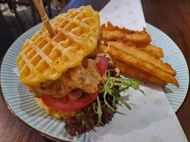 脆炸牛手工麻糬堡  跟 手工炸薯條