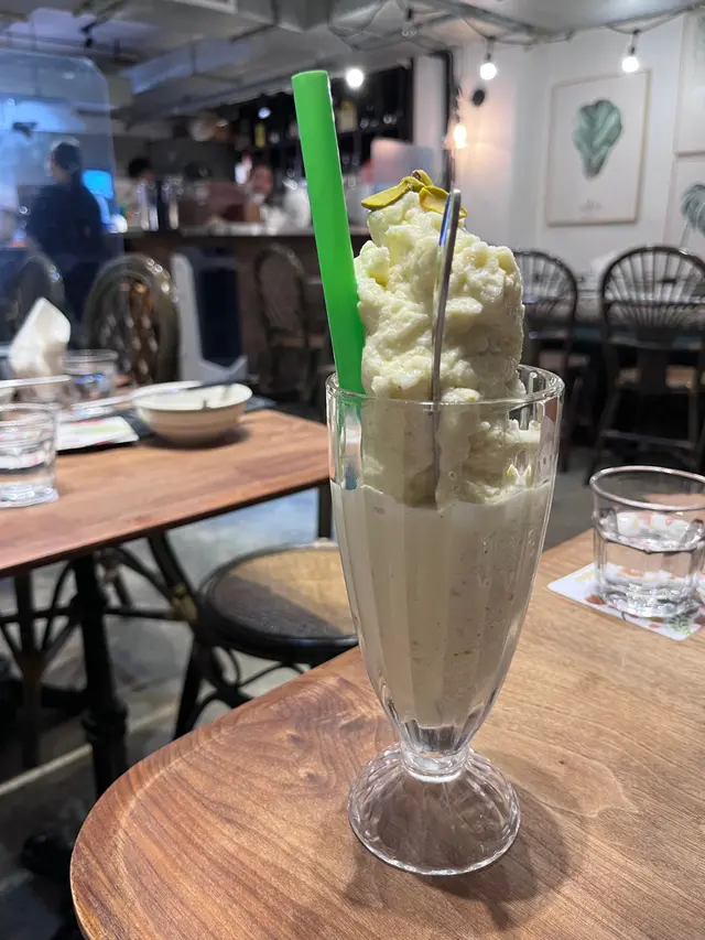 椰子開心果沙冰