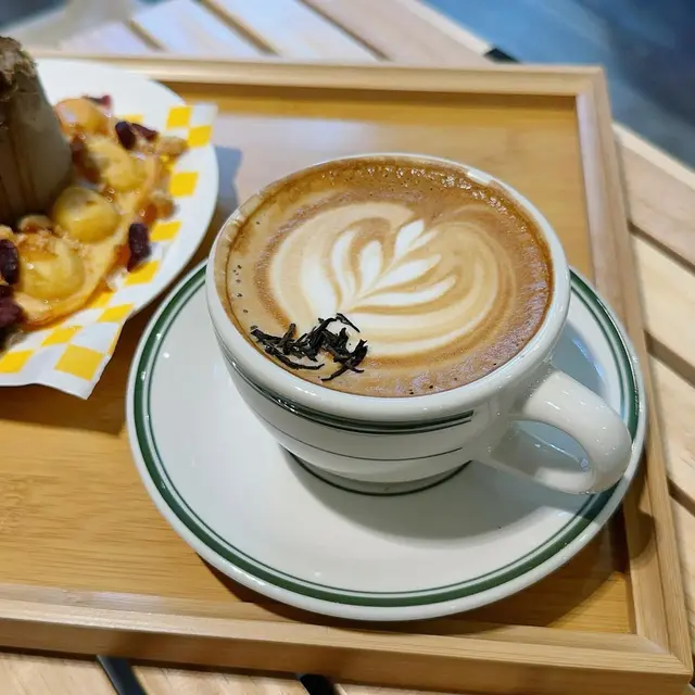 Earl grey caffe latte