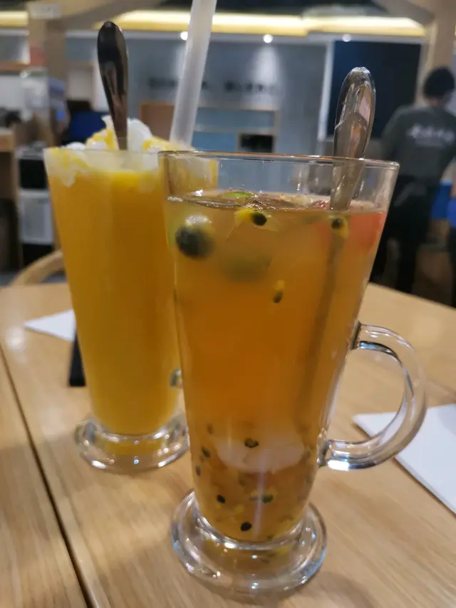 鳳梨茉莉鮮果茶