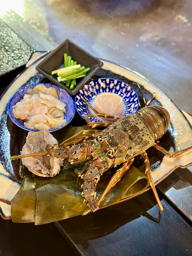 鮮活龍蝦(半隻)