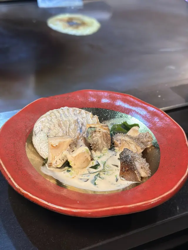 原隻鮮活南非鮑魚