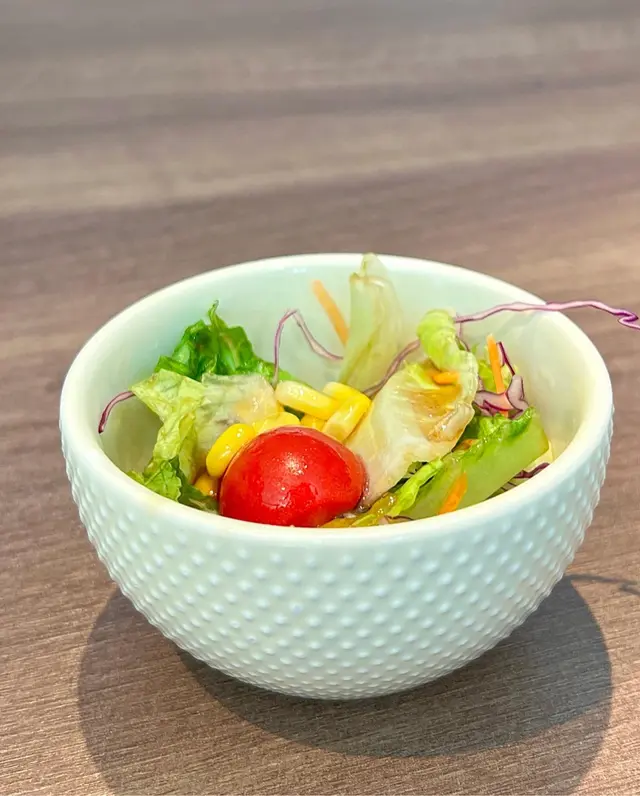 刺身壽司便當配蔥吞拿魚腩飯