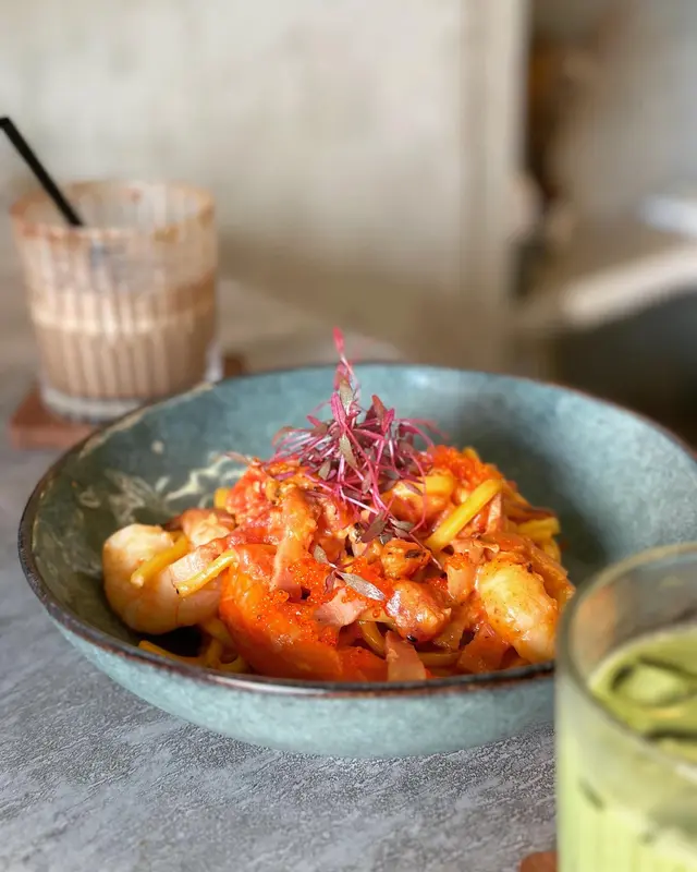 虎蝦蟹棒蟹籽粉紅汁卡邦尼手工意大利麵