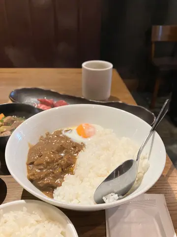 黑毛和牛咖喱飯