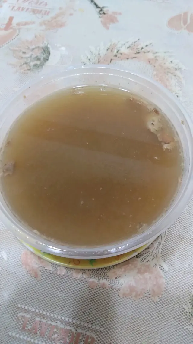 蓮藕花生雞骨湯