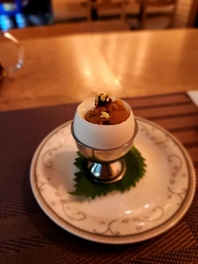 蟹肉海膽松露糖心蛋