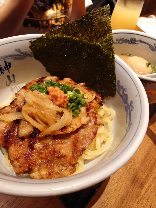 神山豚燒叉燒沾醬麵