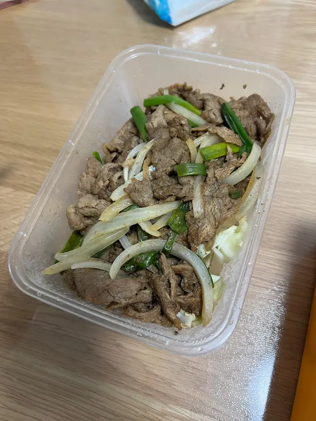 細細份, 菜係無炒過。