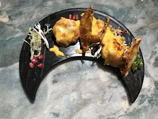 芝香焗菠蘿大蝦球