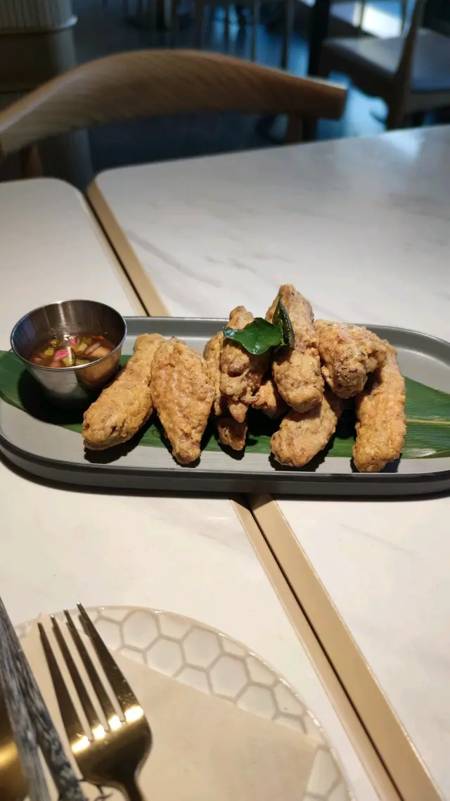 泰式鹹蛋黃金單骨雞翼