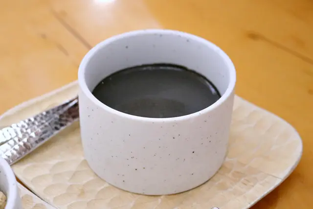 黑芝麻奶凍