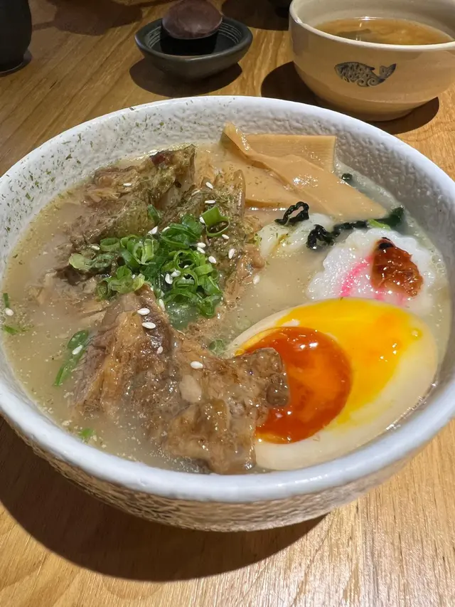 日式豬軟骨烏冬