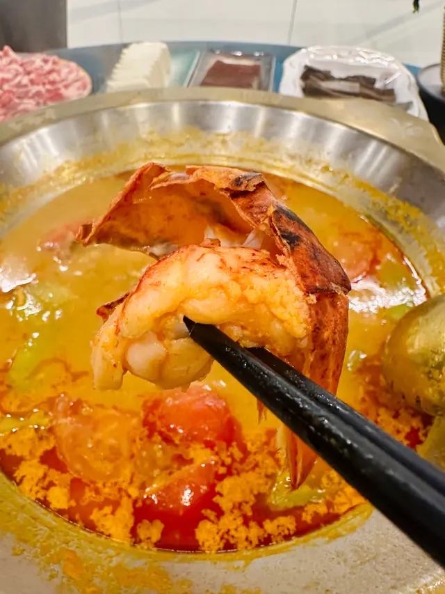 原隻開邊龍蝦🦞啖啖肉