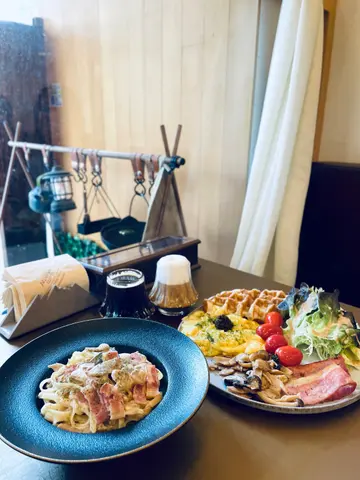 全日早餐,  烟肉卡邦尼意粉