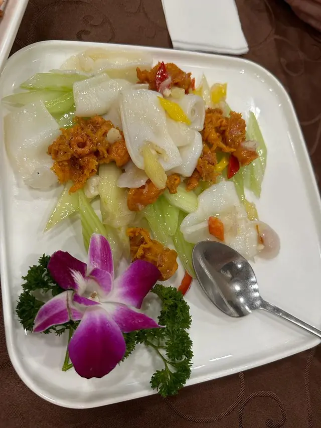 珊瑚蚌炒花枝片