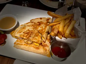 烧鸡肉芝士夹饼