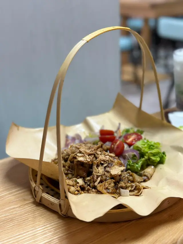 泰醬酸辣黑豚肉