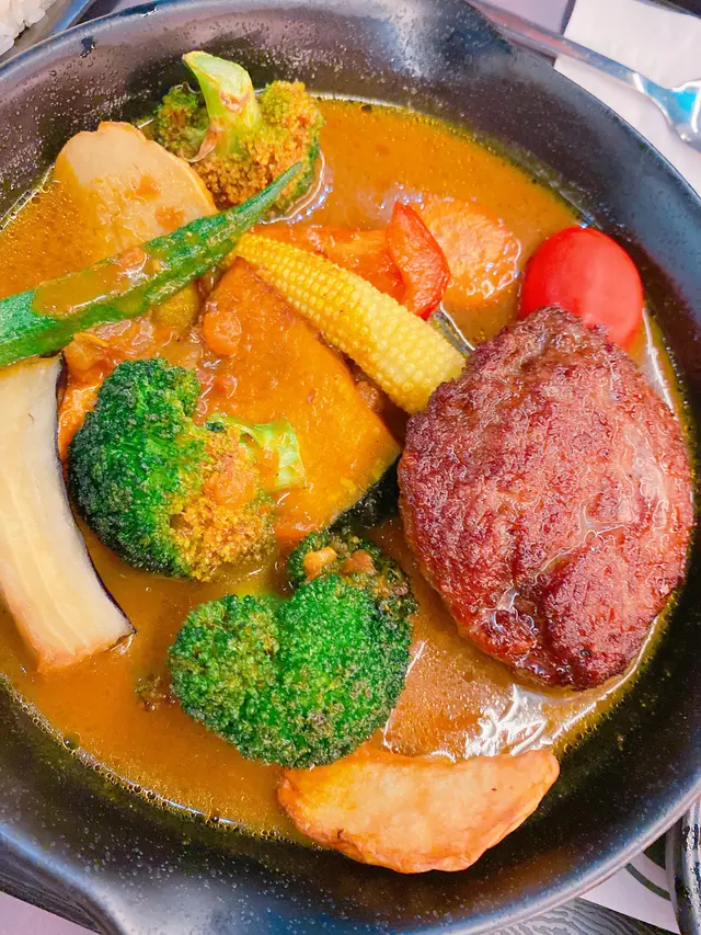 飛驒和牛漢堡扒湯咖喱